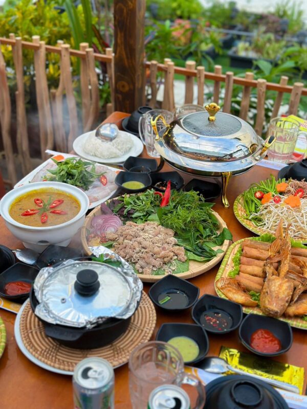 Món ăn độc lạ
