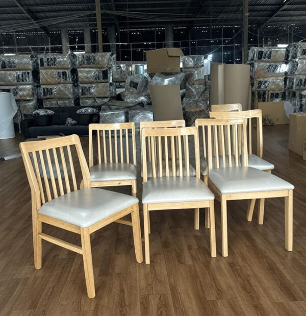Ghế quán ăn bằng gỗ, ghế quán bún phở đẹp giá rẻ, bền chắc, khung gỗ mặt nệm